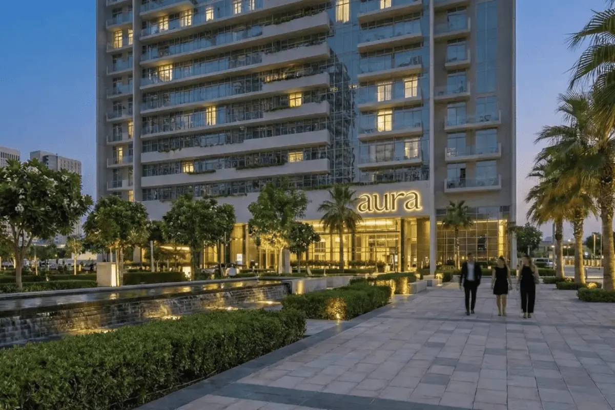 Aura World – Lobby / Aura Sign